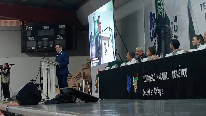  Mensaje del director del Tecnológico Nacional de México en Celaya, Ernesto Ludo Ledesma. 